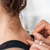 Solución natural para los sofocos de la menopausia | Síntomas de la menopausia | Womanhood