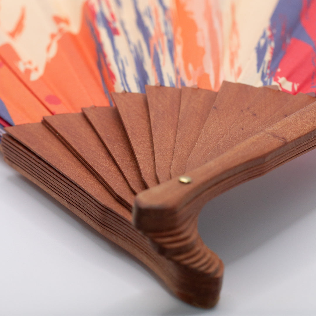 Abanicos Edición Limitada Primer Aniversario | Síntomas de la menopausia | Womanhood