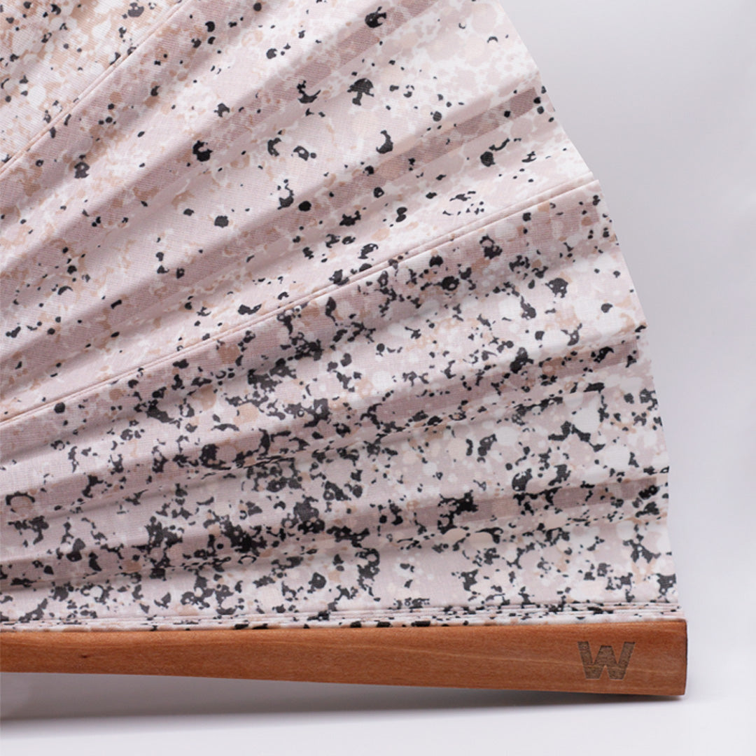 Abanicos Edición Limitada Primer Aniversario | Síntomas de la menopausia | Womanhood