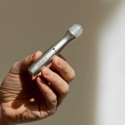 Contorno de ojos multivitamínico Método R