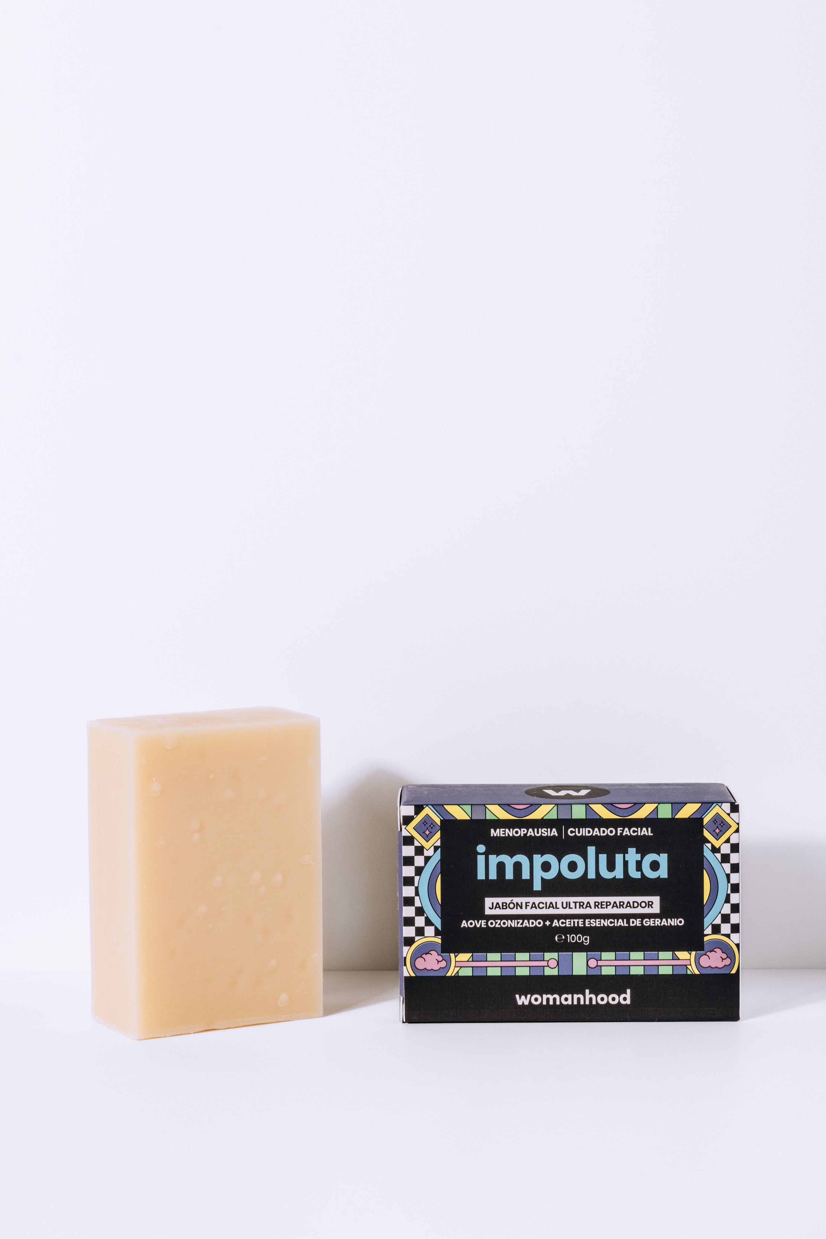 Womanhood-Impoluta-001.jpg